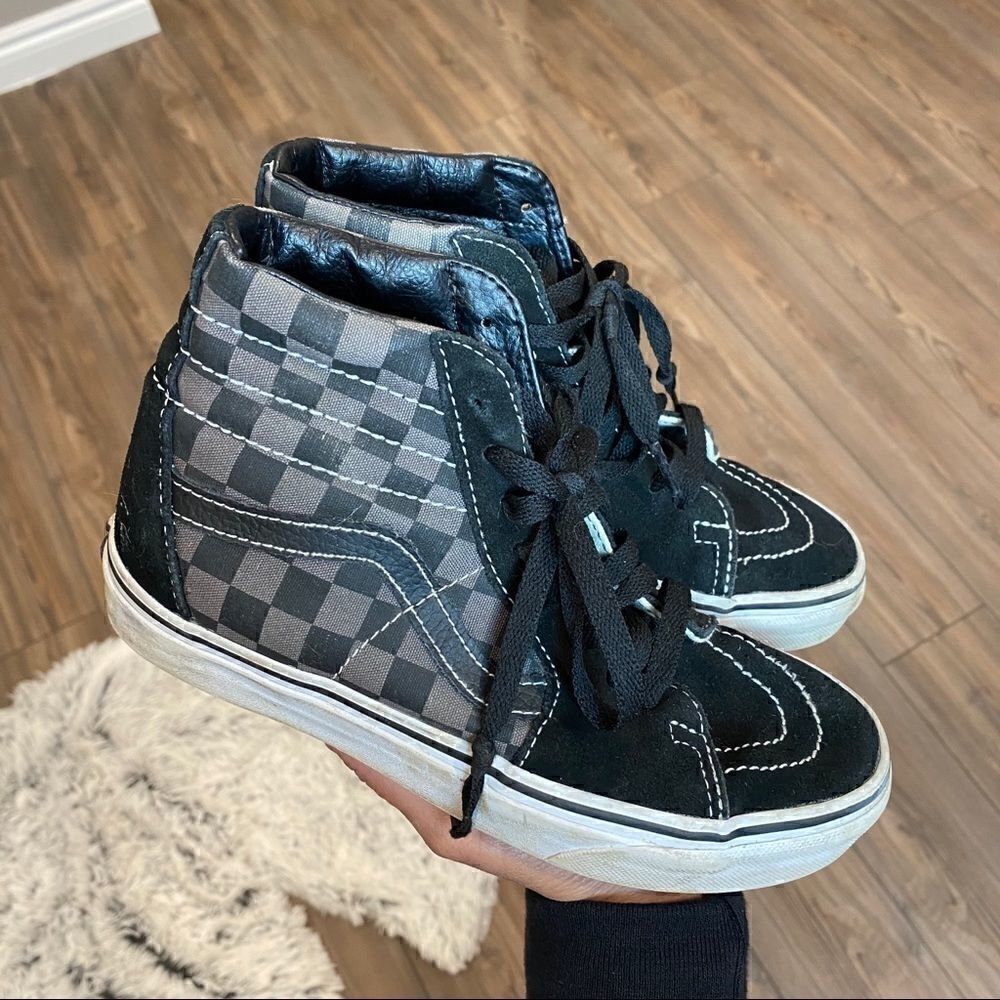 VANS - U SK8-HI SHOES IN BLACK/PEWTER 3.5